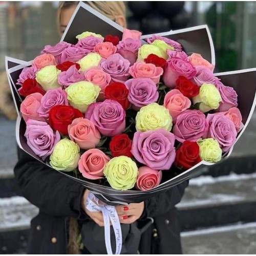 Купить на заказ Букет из 51 розы  (микс) с доставкой в Караганде