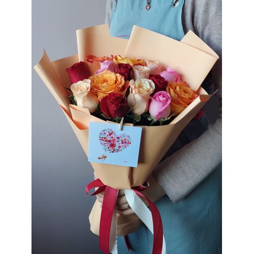 Купить на заказ 15 радужных роз с доставкой в Караганде