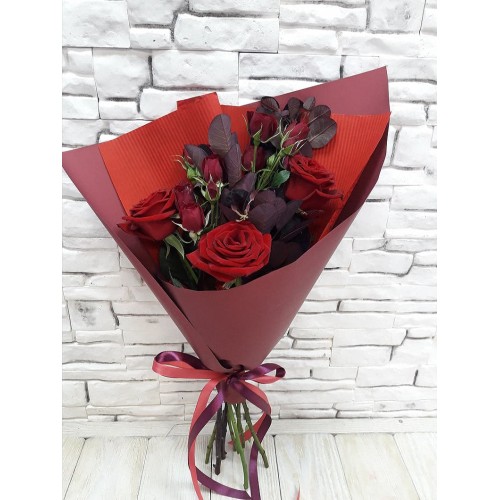 Купить на заказ Букет из 3 красных роз с доставкой в Караганде