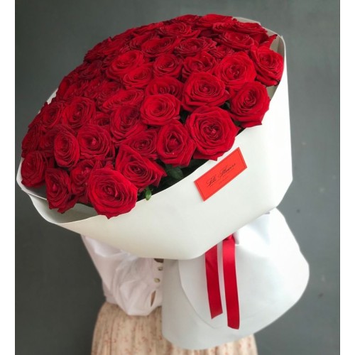 Купить на заказ Букет из 51 красной розы с доставкой в Караганде
